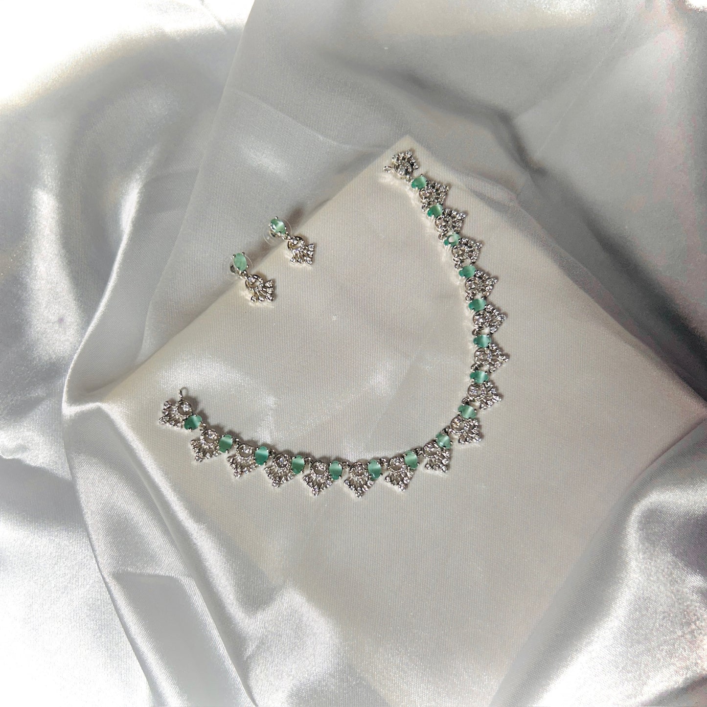 π Emerald Grace Necklace Set β¨π